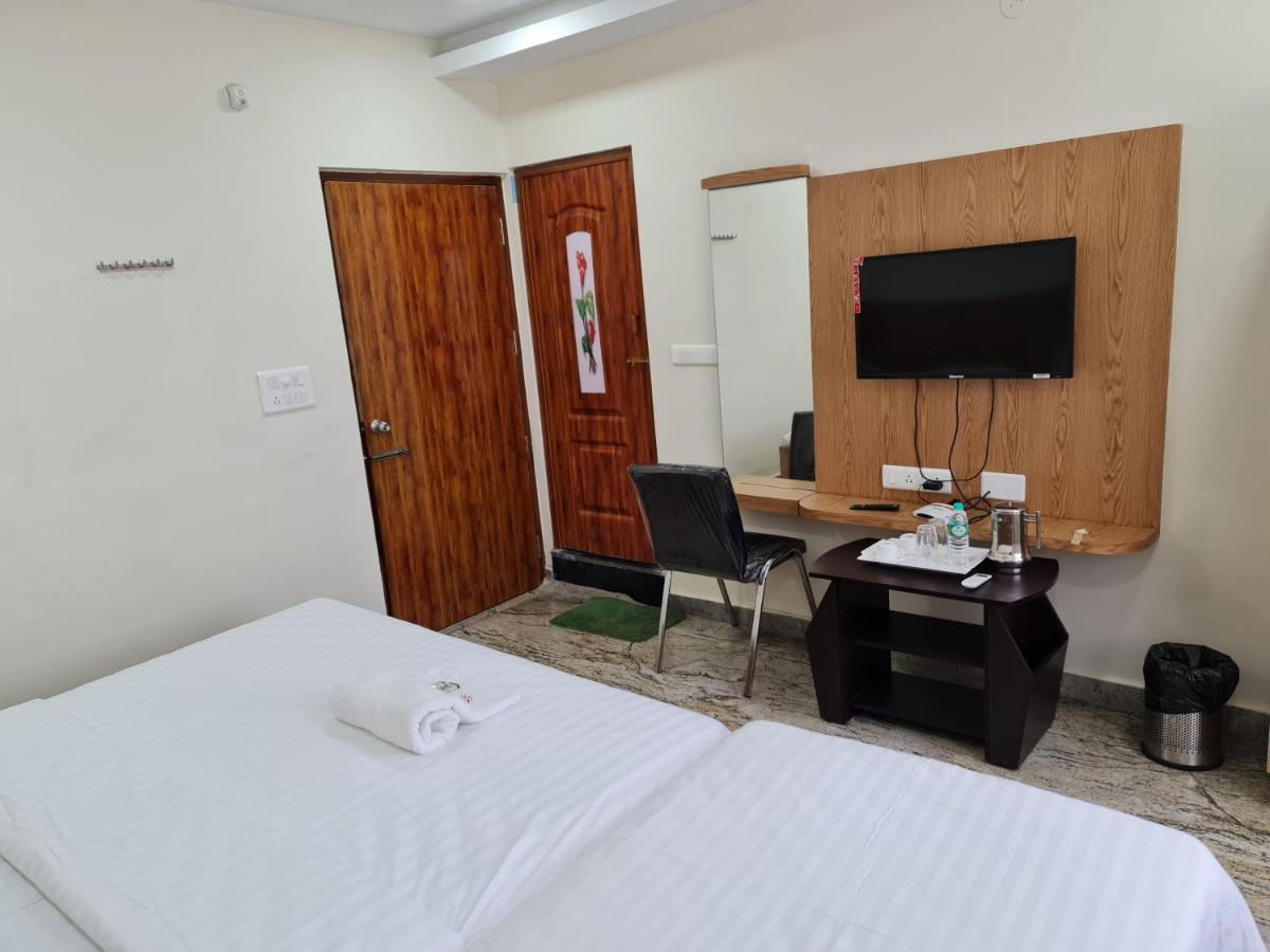 Vijay Shree Inn Vellore Eksteriør billede